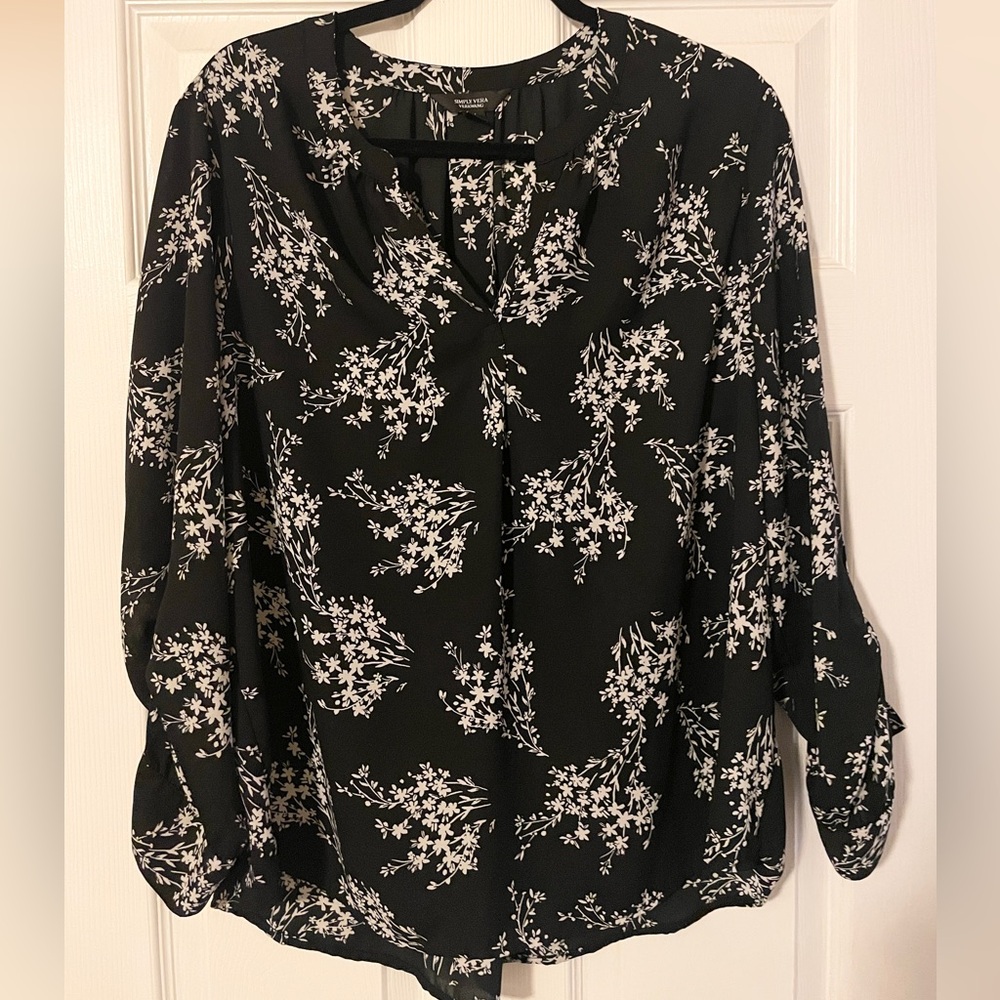 Vera Wang Floral Black and White Women's Top